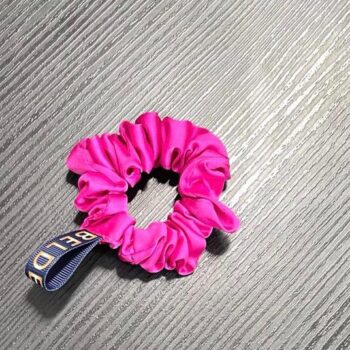 Get 7 Luxe Silk Hair Scrunchies - Image 4